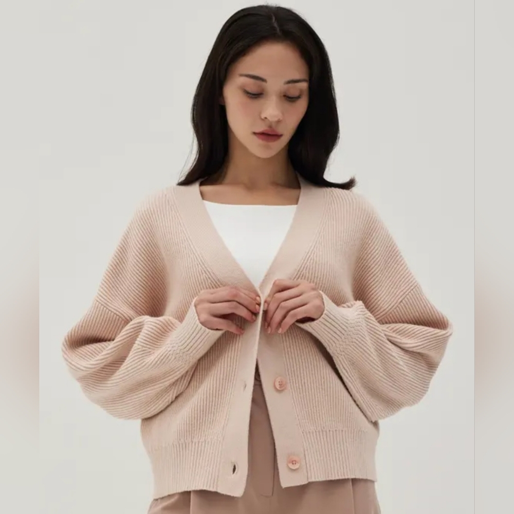 Chic Beige Women's Cardigan by [Brand]